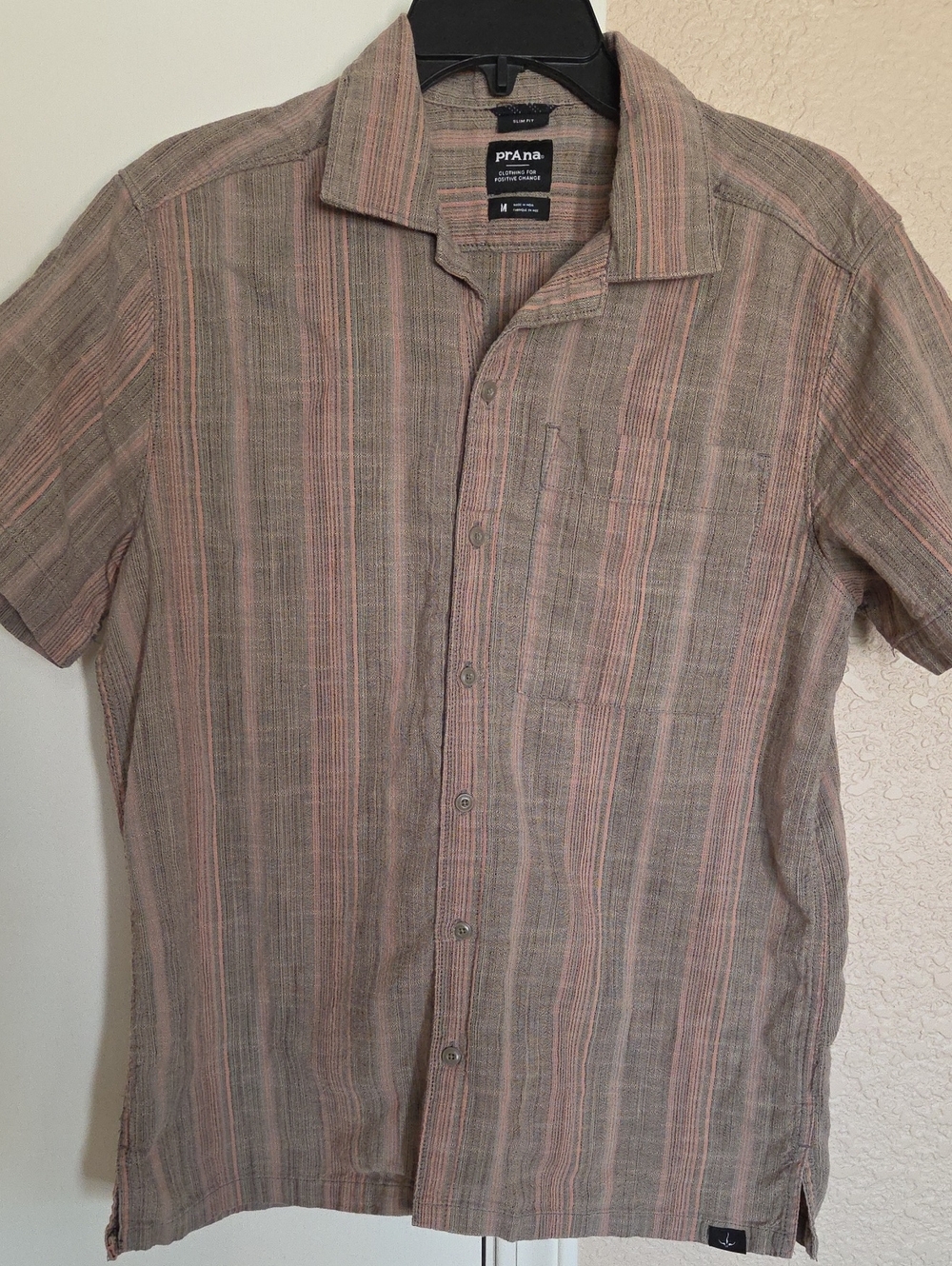 Prana Men's Cotton Short-Sleeve Button-Down Shirt in Taupe with Pink Stripes